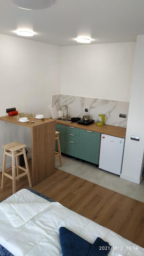 Apartment нова затишна на вул ю здановської, поруч виставковий центр, васильківська, ломоносова